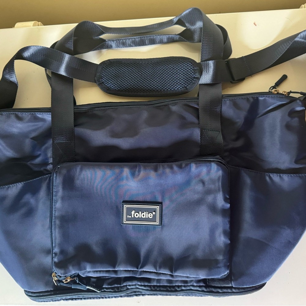 The Foldie travel bag- NAVY BLUE